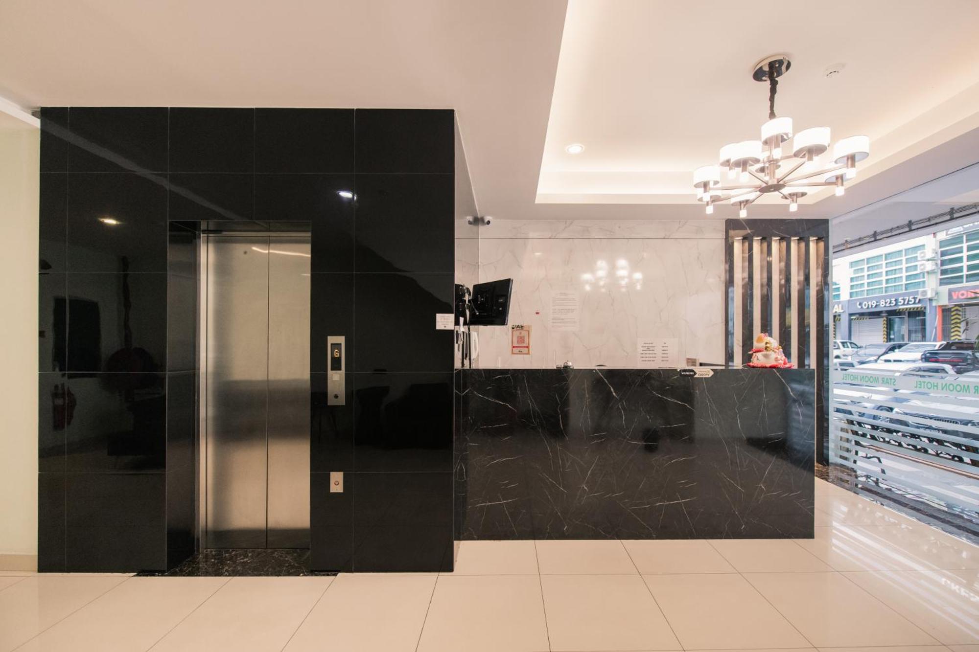 Star Moon Hotel Бинтулу Экстерьер фото